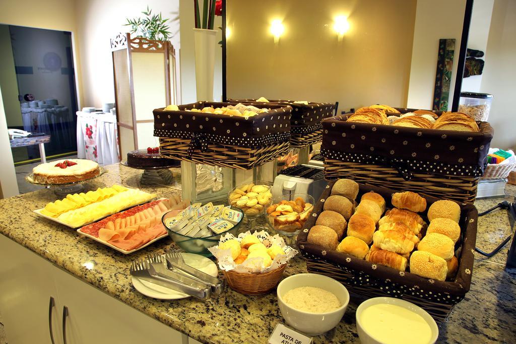 Summit Montese Tower Hotel ريزندي المظهر الخارجي الصورة